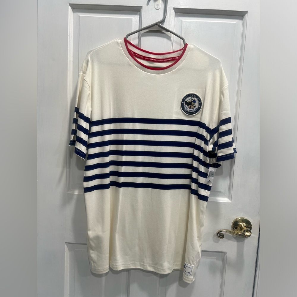 DISNEY CRUISE LINE NWT Ashley Eckstein & Bret Iwan Oversized Shirt SIZE MEDIUM